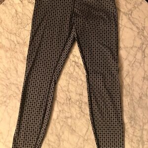 Lululemon Athletica Black and White Patterned Leggings